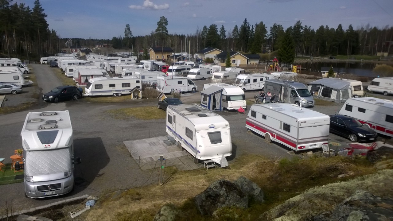 The row of caravans in Lukkuhaka